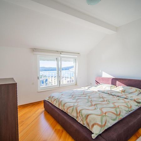 Apartman Centar Tivat Exterior foto