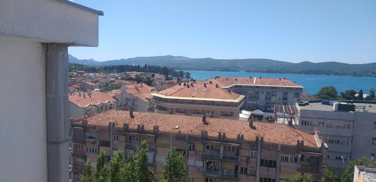 Apartman Centar Tivat Exterior foto